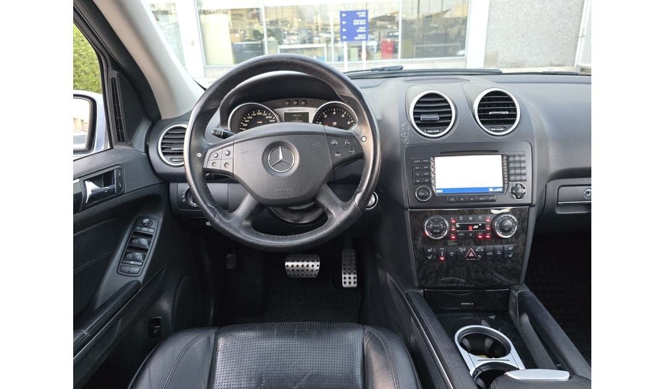 مرسيدس بنز ML 63 AMG MERCEDES ML-36 AMG GCC 2008 PERFECT CONDITION INSIDE OUT SIDE