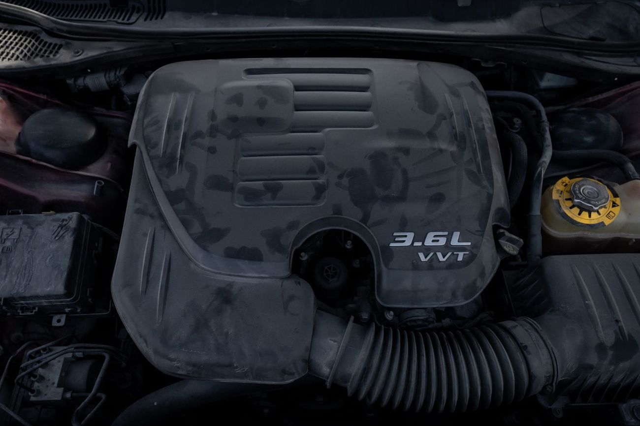 Dodge Challenger SXT Plus 3.6L