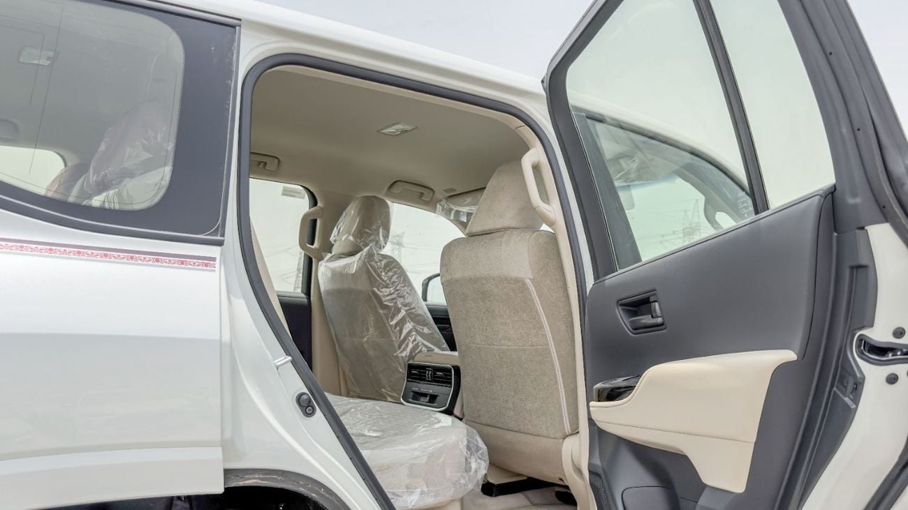Toyota Land Cruiser GXR 2026 Toyota Land Cruiser GXR 3.3L AT Diesel (White-Beige) Basic
