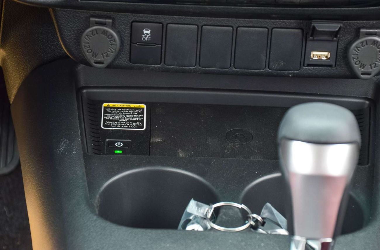 Toyota Hilux TOYOTA HILUX GLXS 2.7L 4WD  PETROL PICKUP 2026 - WHITE