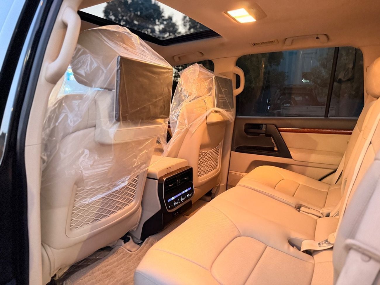 Toyota Land Cruiser GXR Landcruiser V6 4.0L Full Option 2018 Upgrade 2024