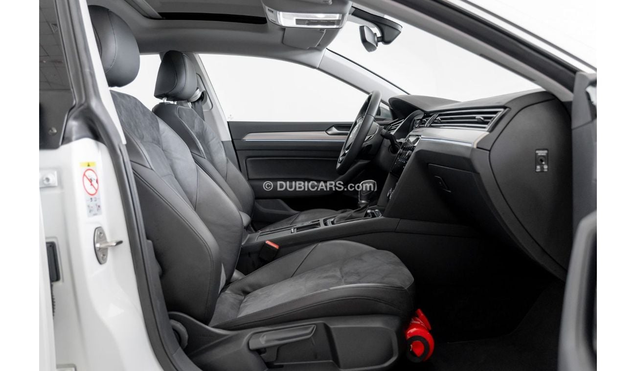 Volkswagen Arteon R-Line 4Motion 2018 Volkswagen Arteon / Full Volkswagen Service History