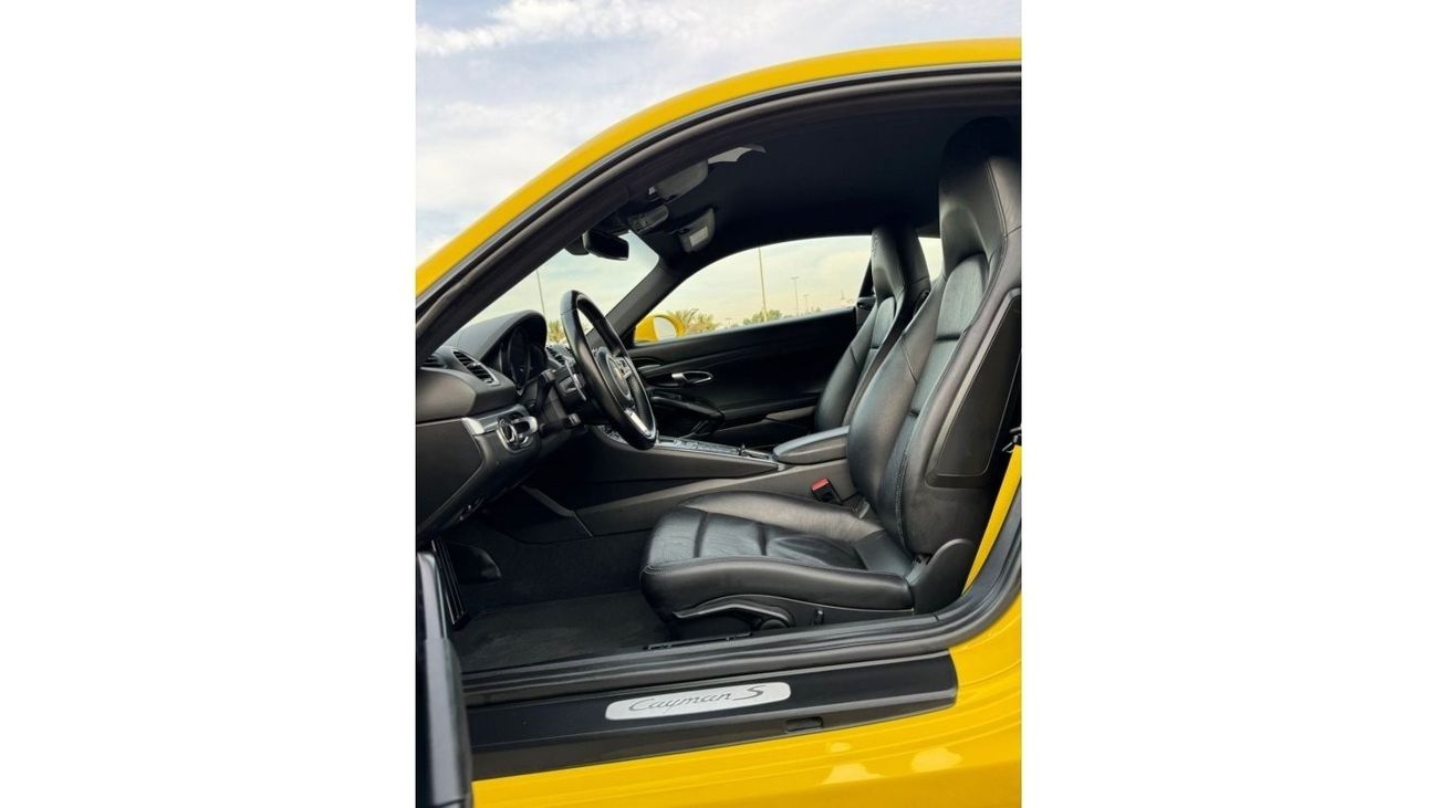 Porsche 718 Cayman PORSCHE 718 S CAYMAN GCC 2017 FULL OPTION