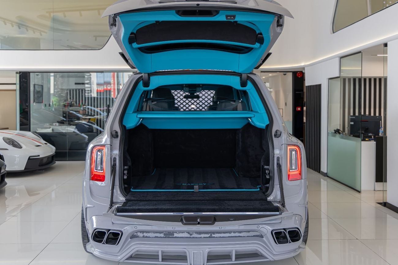 Rolls Royce Cullinan Rolls Royce Cullinan Mansory Original Exterior and Interior - 2023 Perfect Condition
