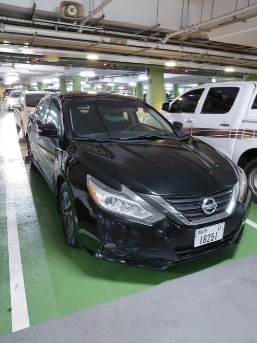 Nissan Altima SR
