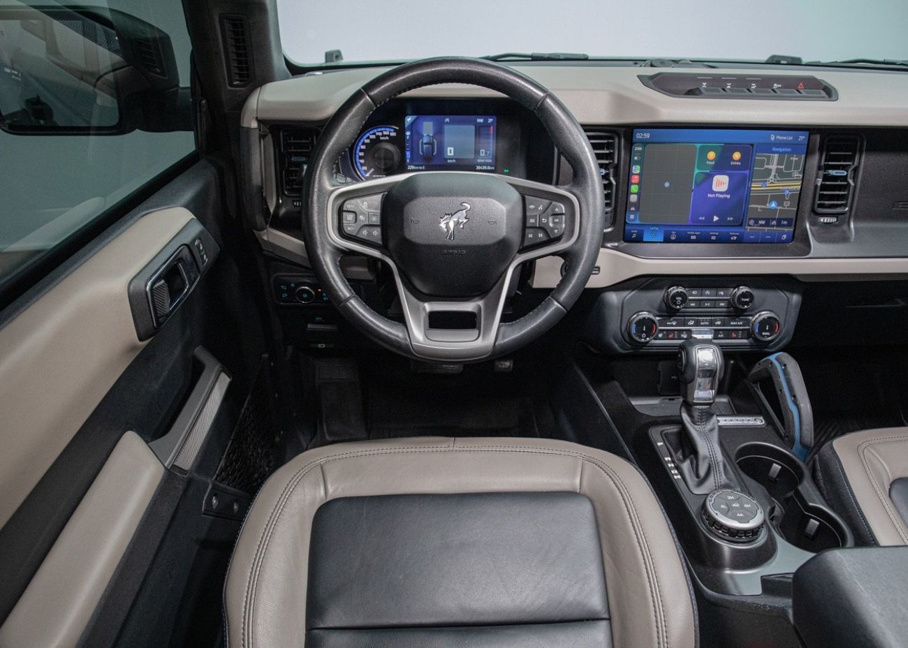 فورد برونكو Wildtrak 2.7L (5 Seater)