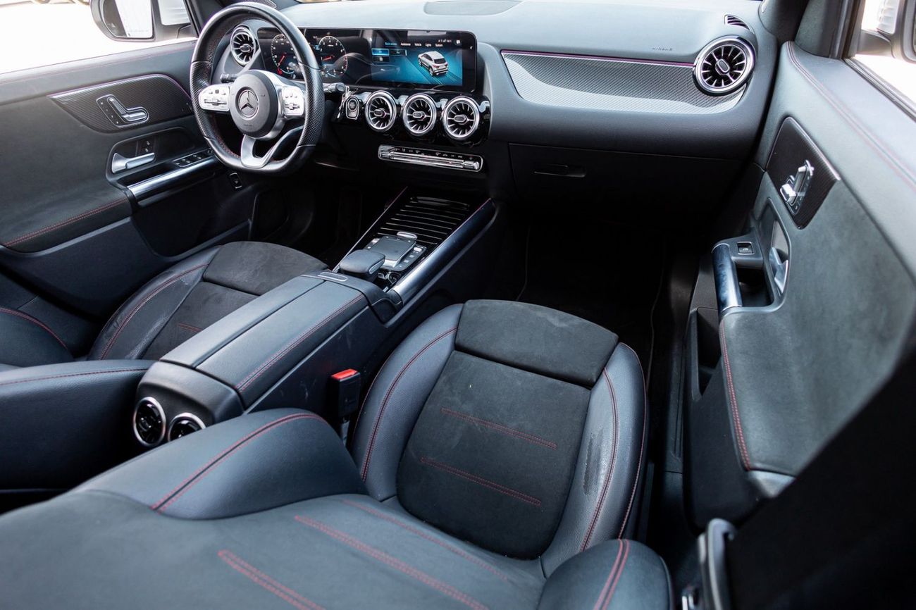 Mercedes Benz GLA 200