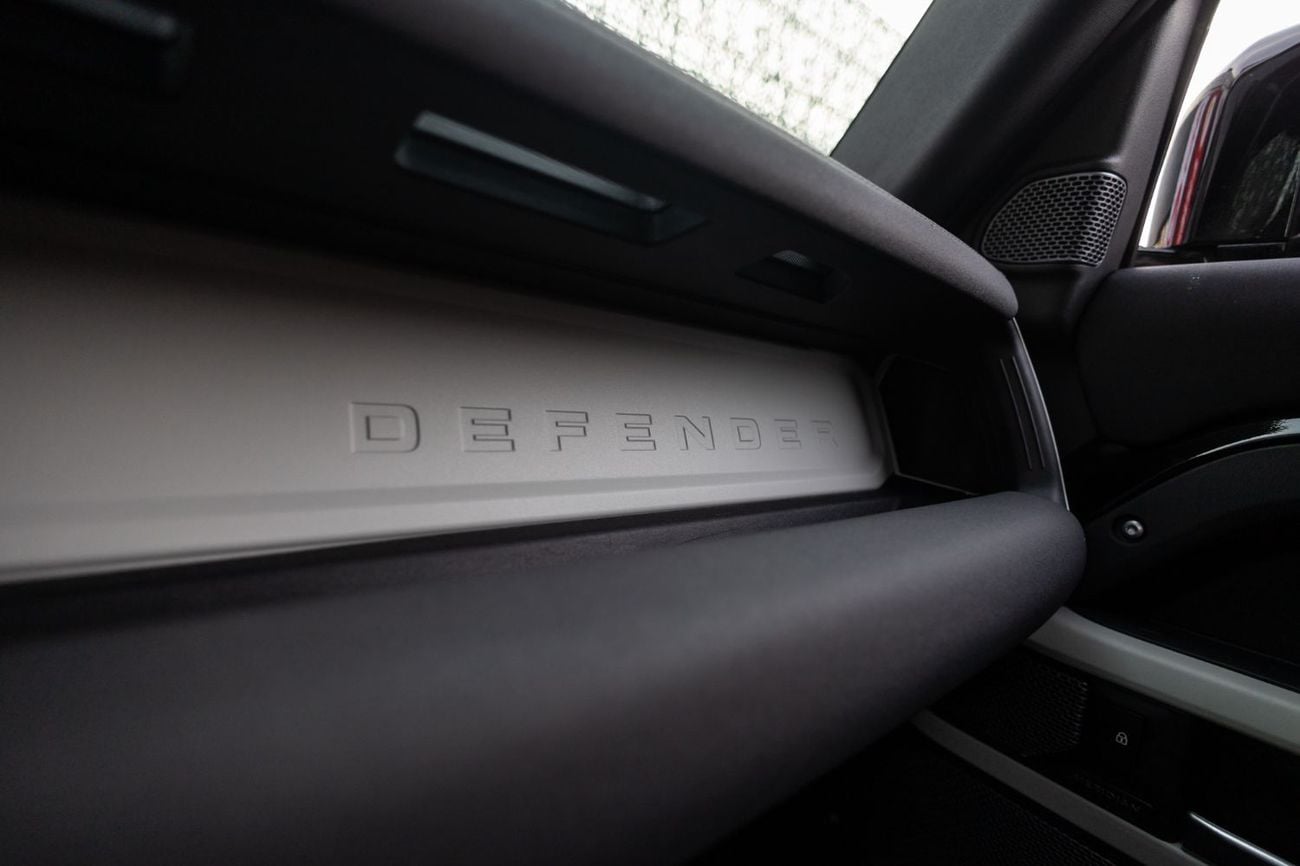 Land Rover Defender P300 110 S 2.0L (5 Seater)