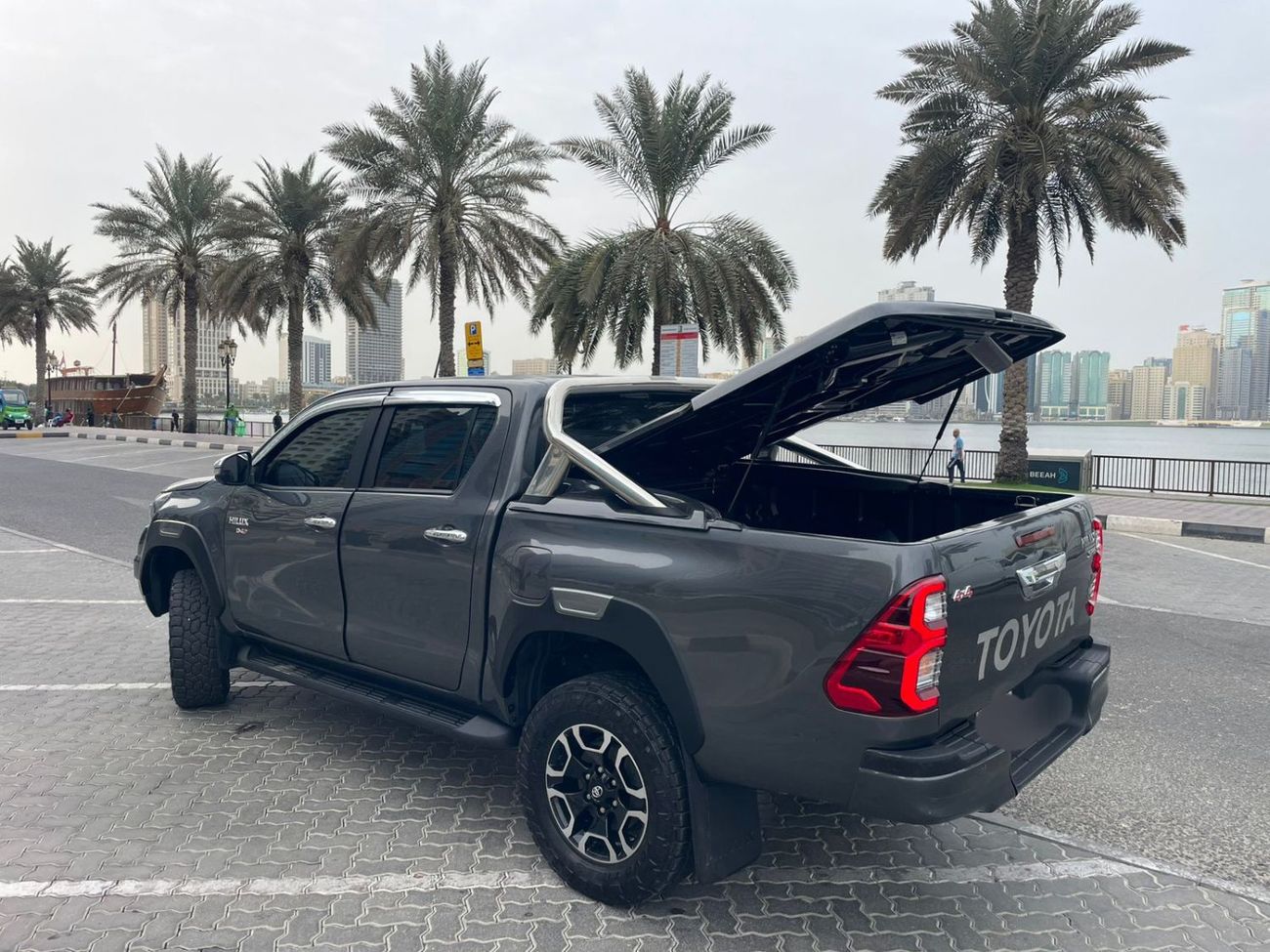 Toyota Hilux Toyota Hilux 2020Model Diesel engine 2.8L colour Grey Transmission Automatic Interior Black 5seater 
