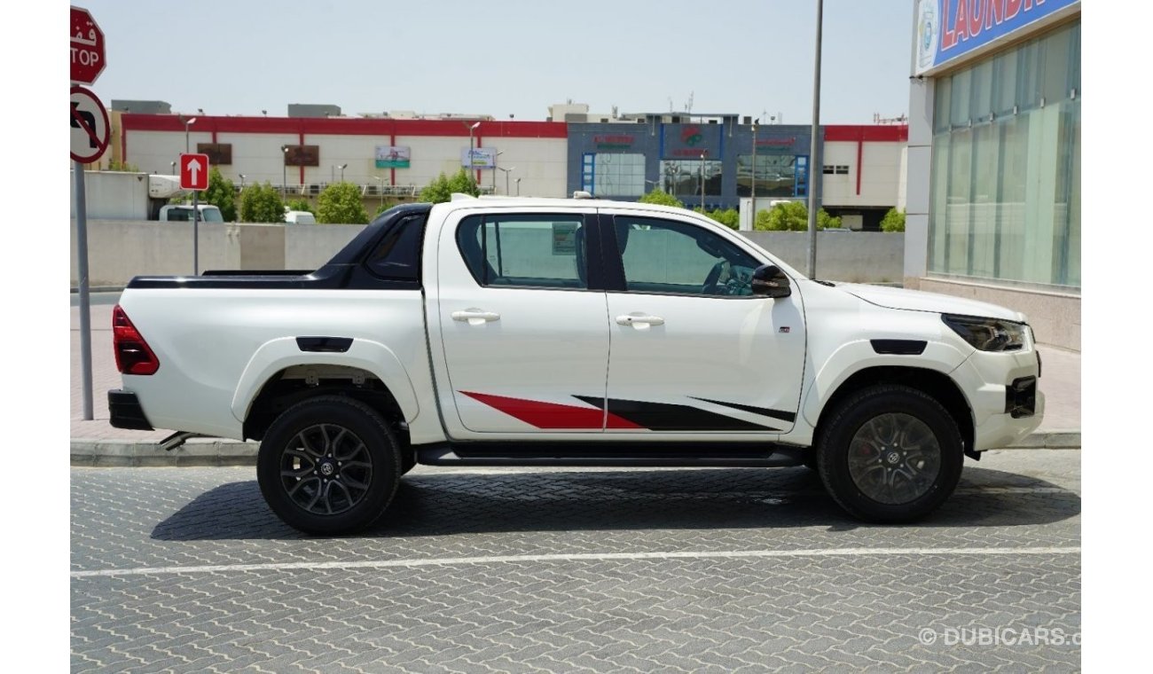 تويوتا هيلوكس GR SPORT DIESEL 2.8 MODEL 2023 GCC FOR EXPORT