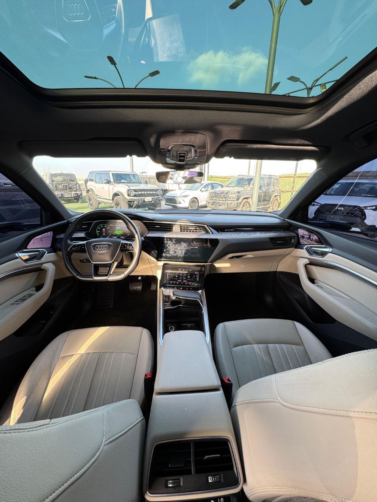 Audi Q8 etron