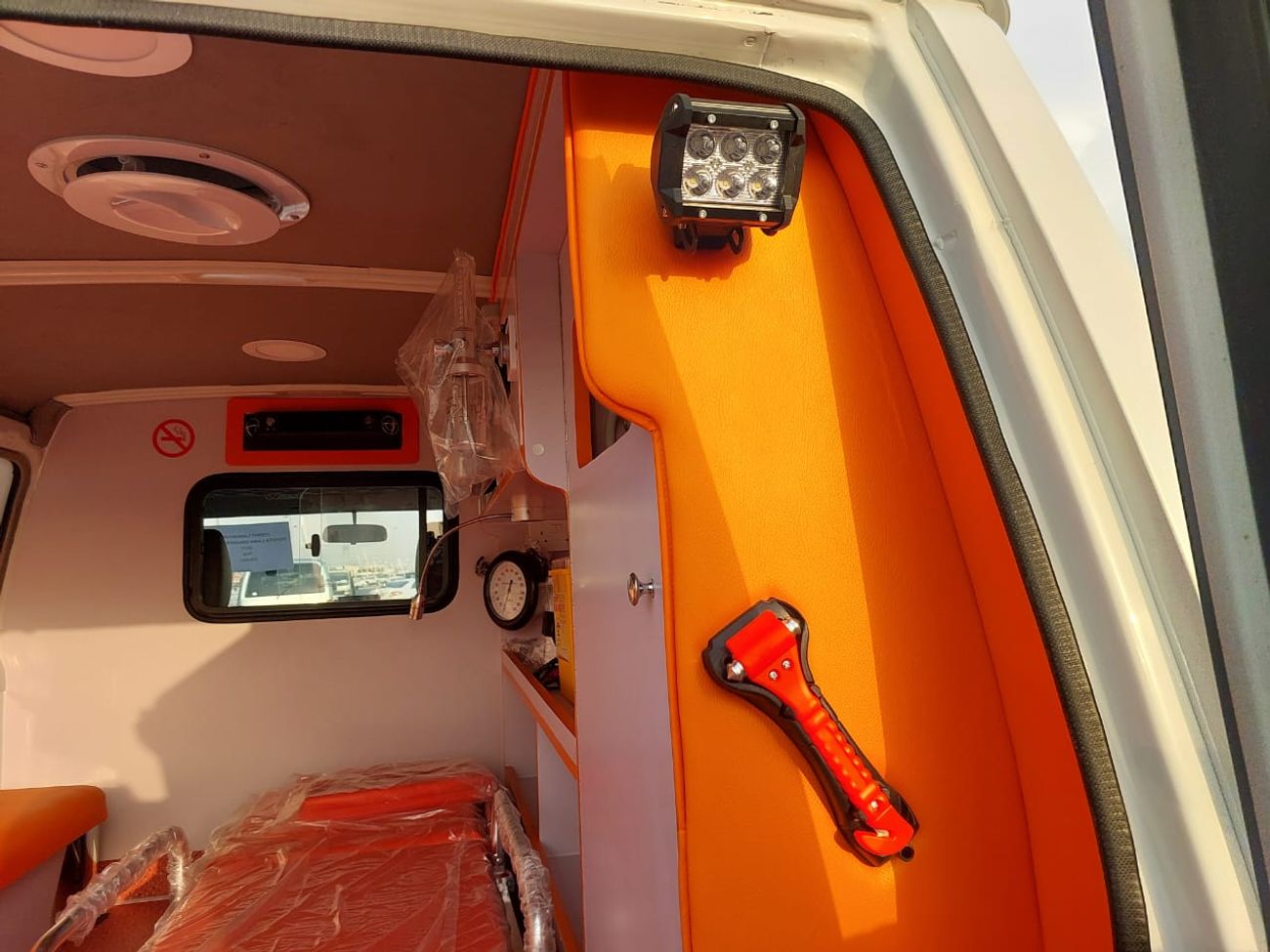 Toyota Land Cruiser TOYOTA LAND CRUISER AMBULANCE SUV RHD 2017 MODEL 4.5 L DIESEL MANUAL(PM07499)