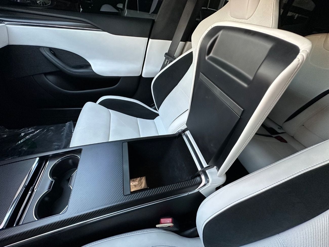 Tesla Model S PLAID