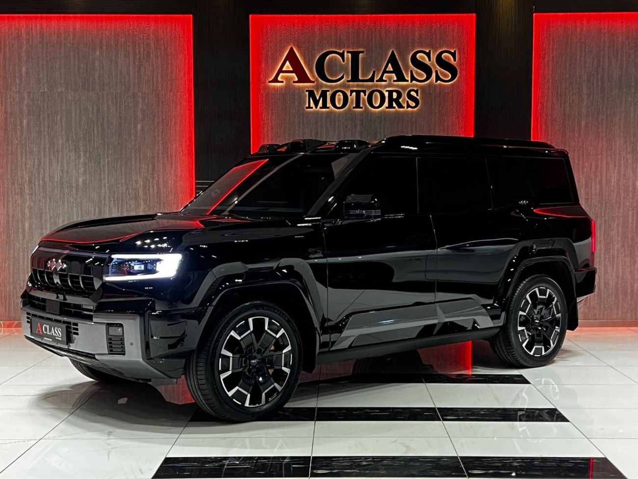 بي واي دي ليوبارد 8 Smart and Brave Flagship Edition (7 Seats)