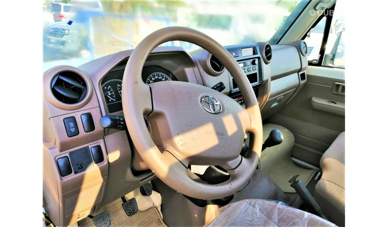 Toyota Land Cruiser Pick Up 4x4 diesel  v8 single cab