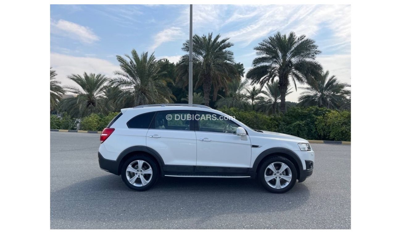 Chevrolet Captiva CHEVROLET CAPTIVA MODEL 2015  GCC LTZ full option Excellent Condition