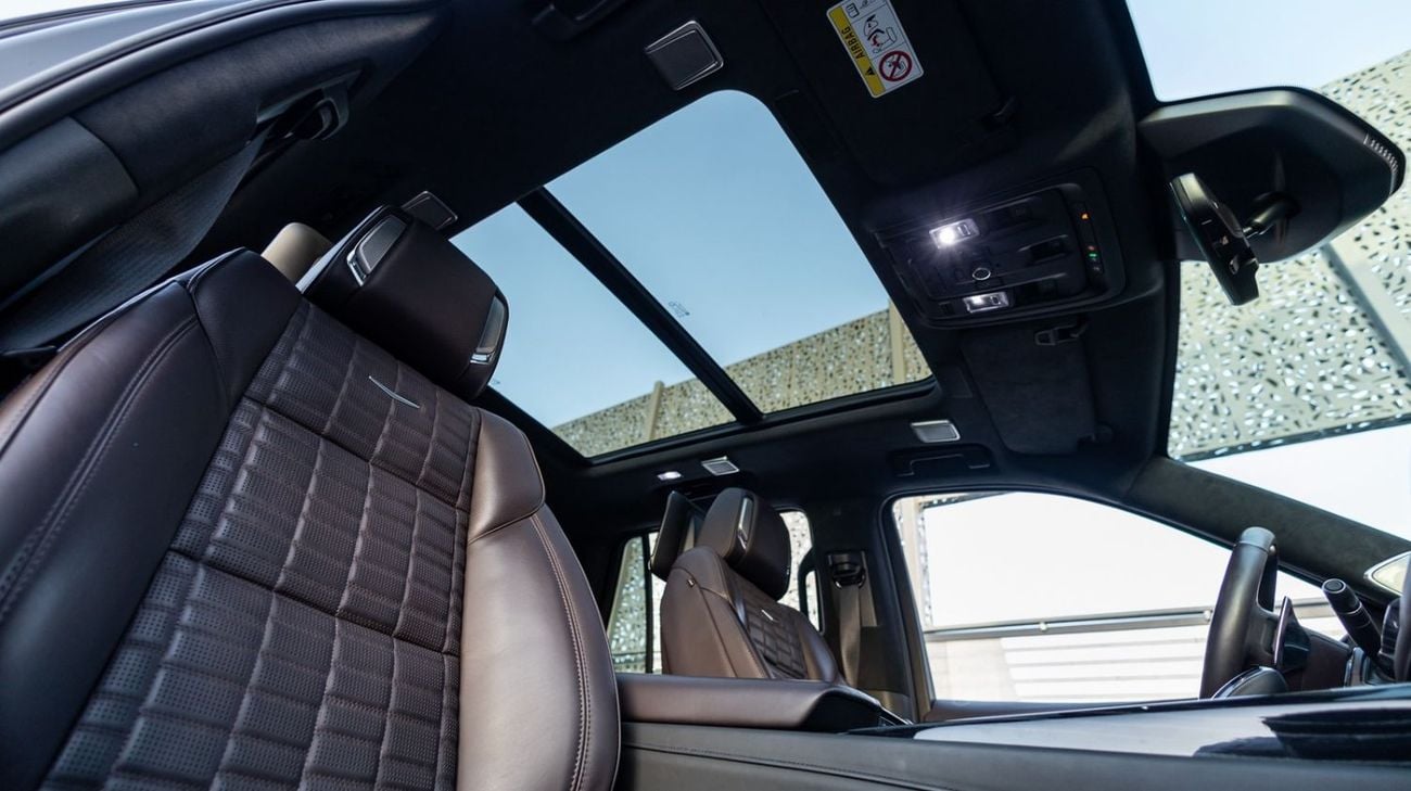Cadillac Escalade Escalade-V 6.2L 2023 Cadillac Escalade V-Series GCC | Agency Warranty | Service Contract