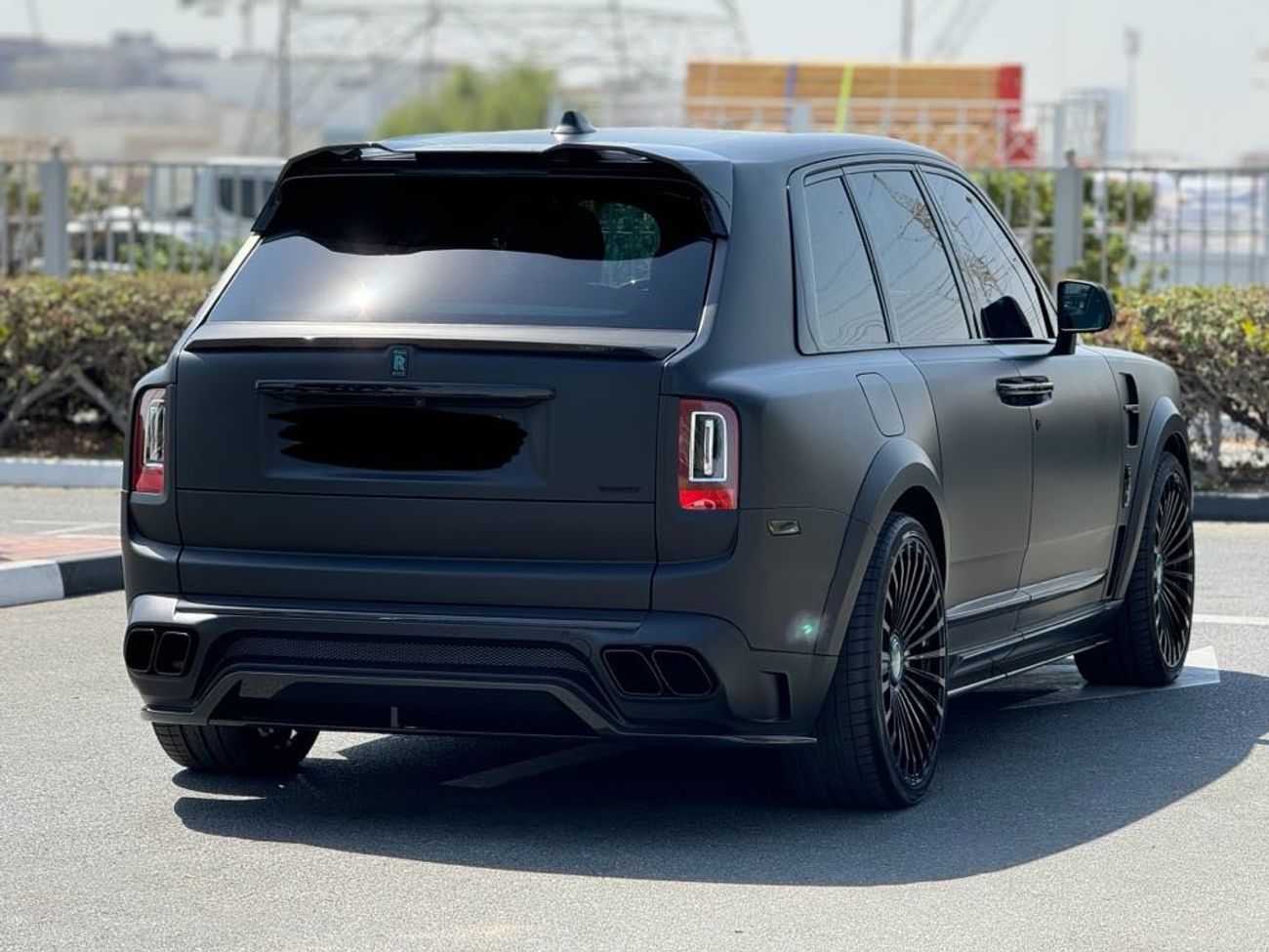 Rolls-Royce Cullinan Std MANSORY GCC SPEC NEAT AND CLEAN LESS KILOMETER