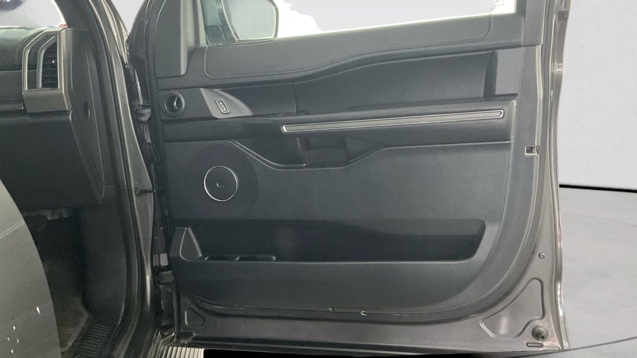 فورد إكسبيديشن XLT Premium | شامل الضمان | 0 ﺪﻔﻋﺓ ﺃﻮﻟﻯ