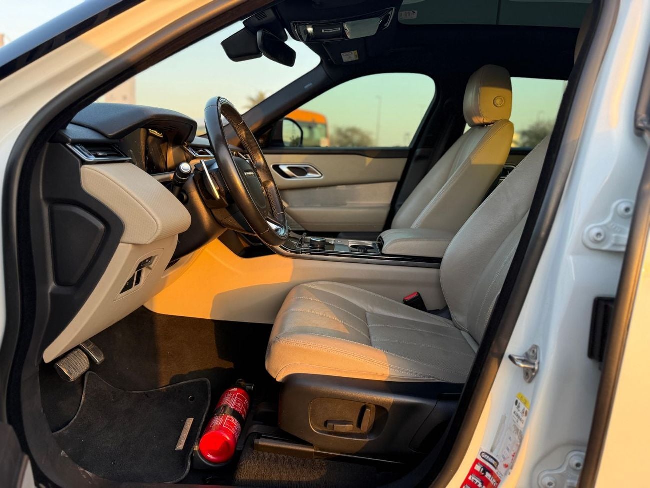 Land Rover Range Rover Velar P250 R-Dynamic SE 2.0L