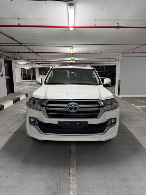 تويوتا لاند كروزر