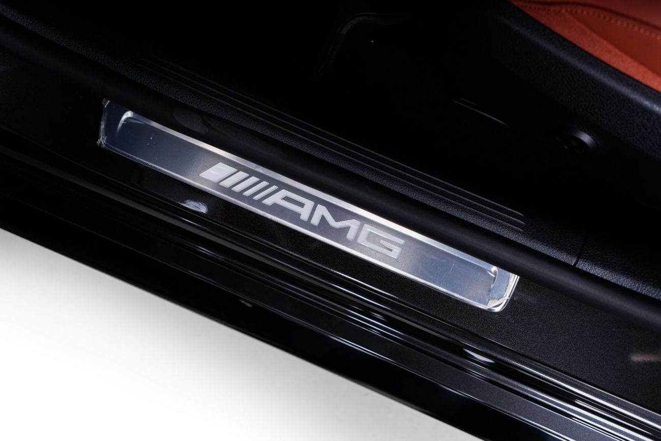 مرسيدس بنز C 63 AMG 827 KMS ONLY-Graphite Grey Metallic-The Best Sports Sedan