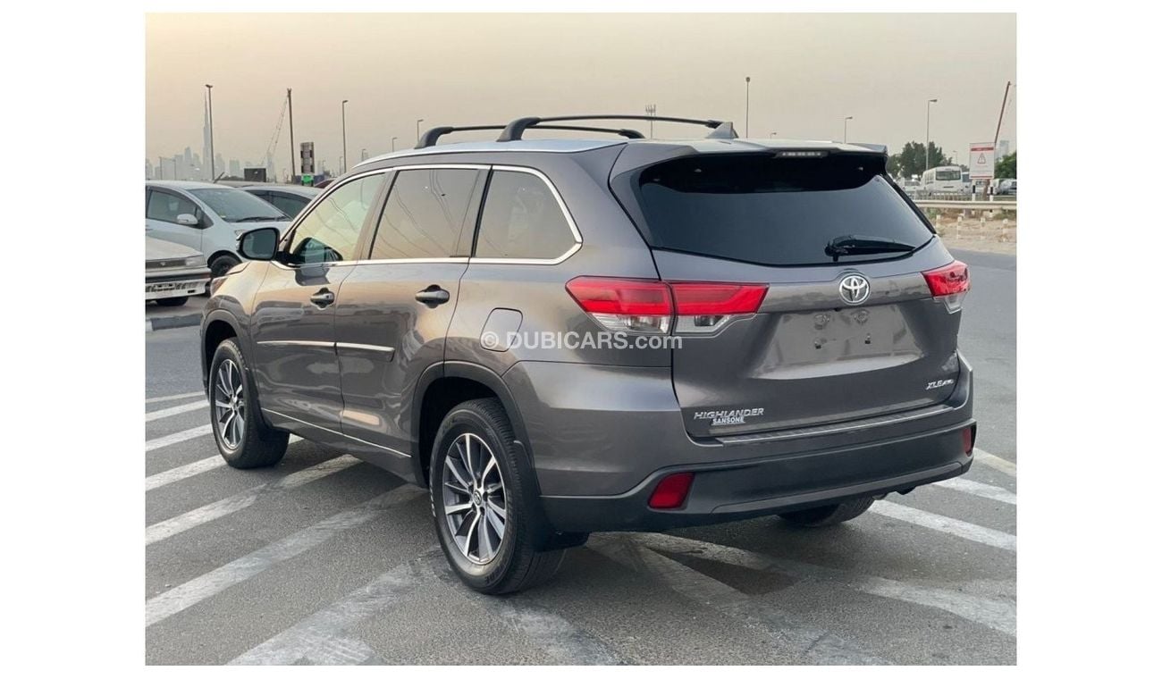 Toyota Highlander *Offer*2018 Toyota Highlander XLE AWD 4X4 Full Option / Export only