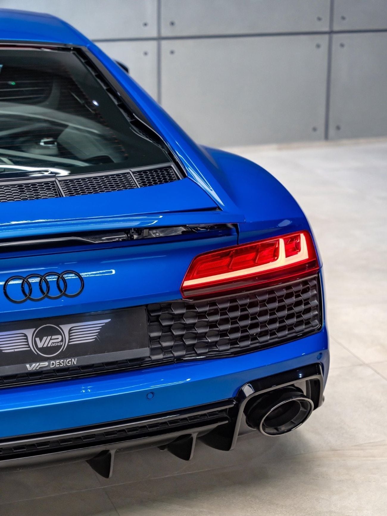 Audi R8 V10 PLUS FSI 5.2L
