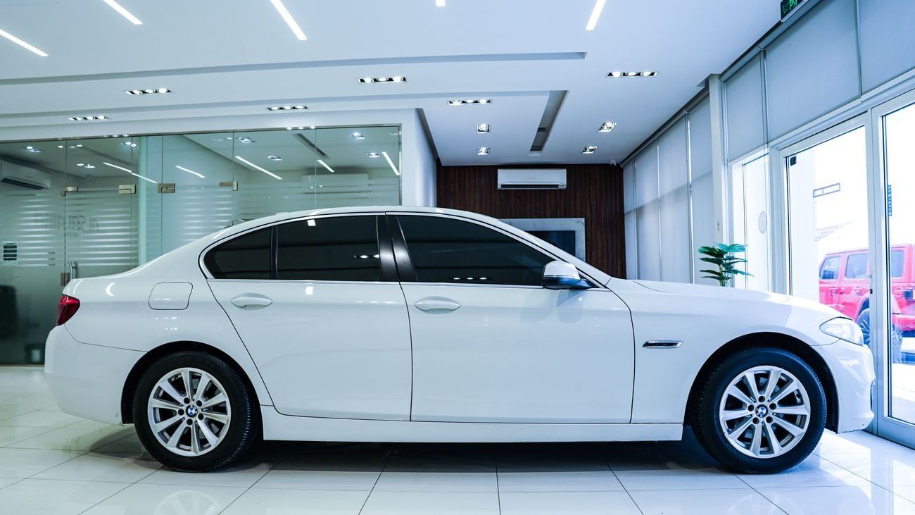 BMW 520i EXCLUSIVE
