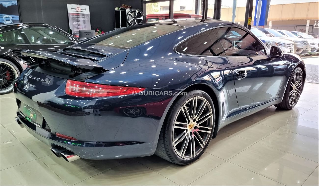 Porsche 911 PORSCHE 911 CARRERA 2015 GCC IN IMMACULATE CONDITION FULL SERVICE FROM PORSCHE FOR 265K AED