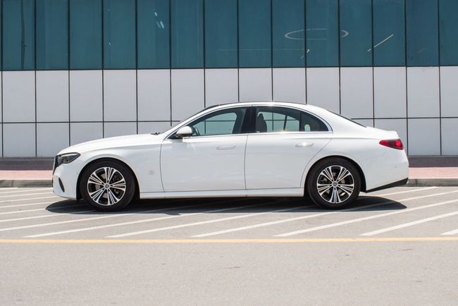 Mercedes-Benz E-Class, миниатюра 21