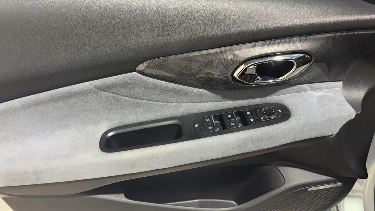 GAC Empow GL ! 0% DP | 1,271/ Month | | 2.0 TG GL | | Gargash Warranty | Service History
