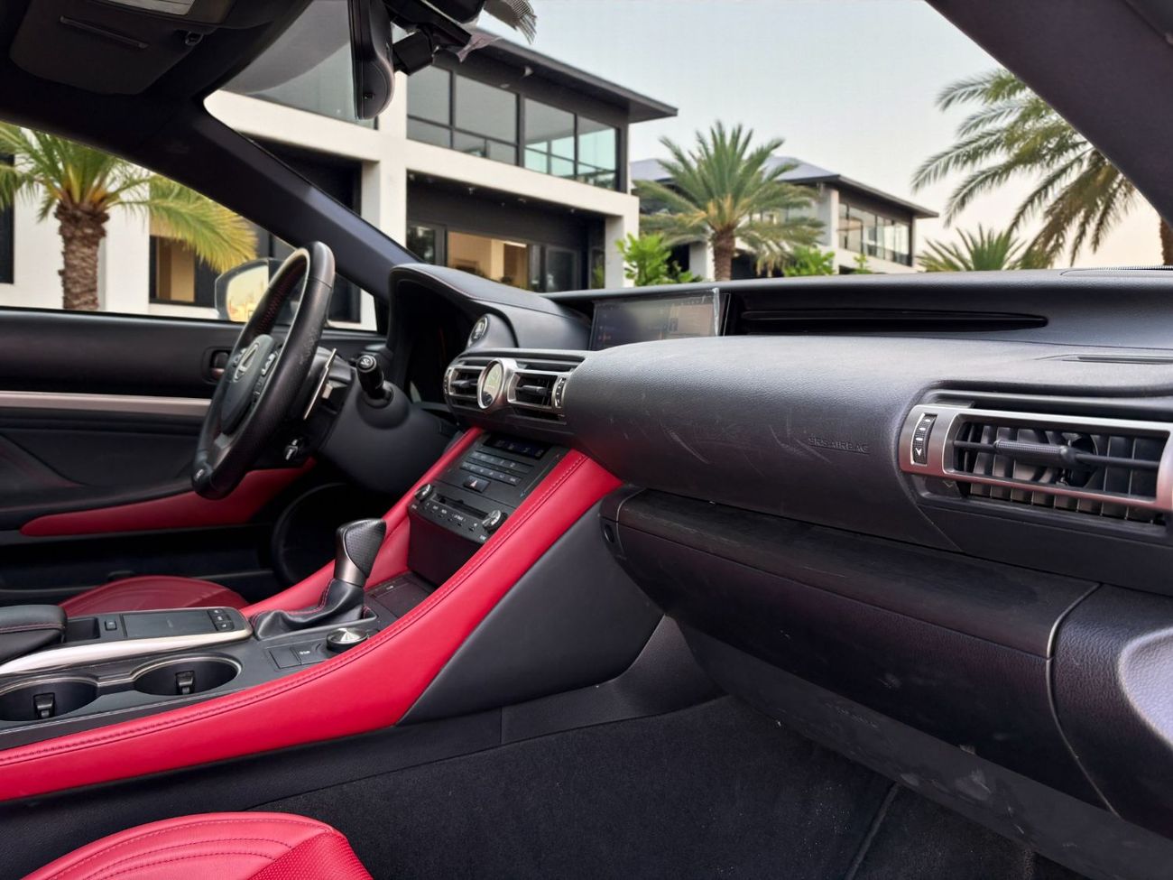 Lexus RC350 F-Sport 3.5L V6 – 311 BHP | 2019 | GCC SPECS | AED 2,180 PER MONTH