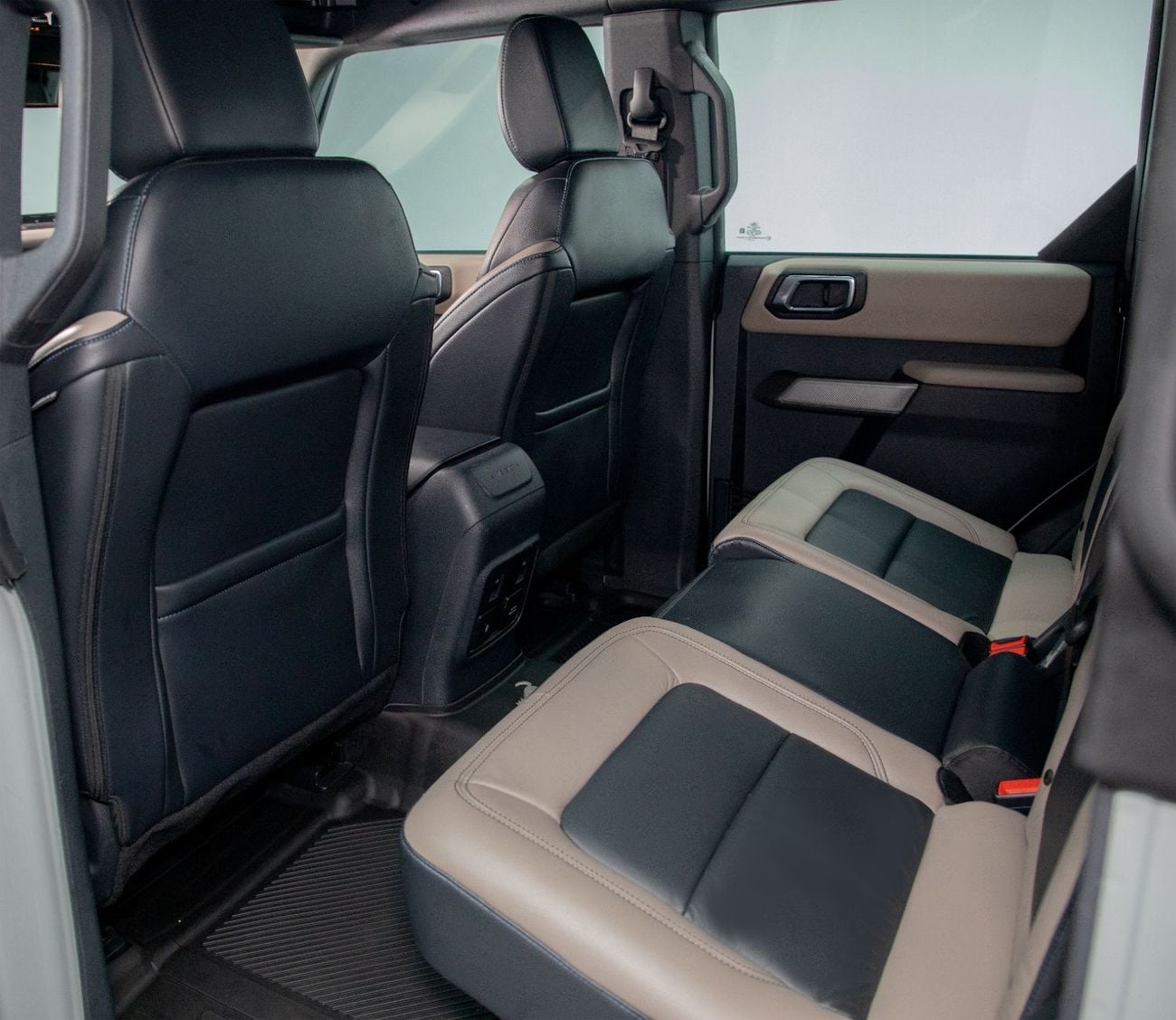 Ford Bronco Wildtrak 2.7L (5 Seater)