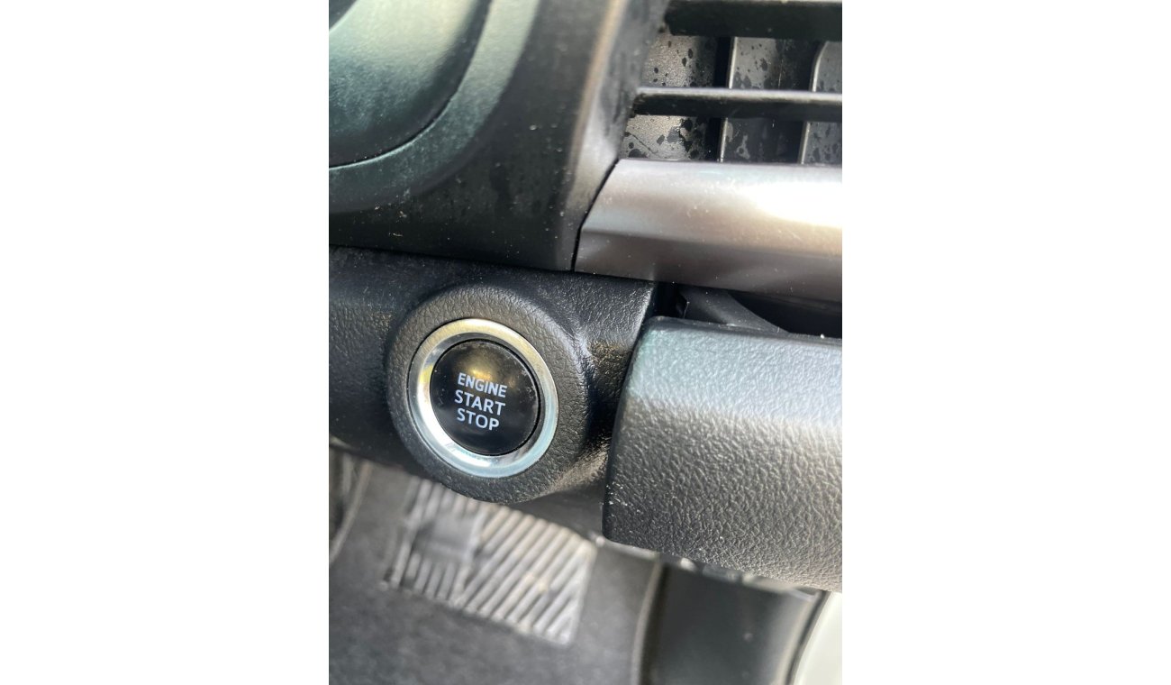 Toyota Hilux Toyota Hilux Diesel engine model 2019 full option for sale from Humera motor car very clean and good