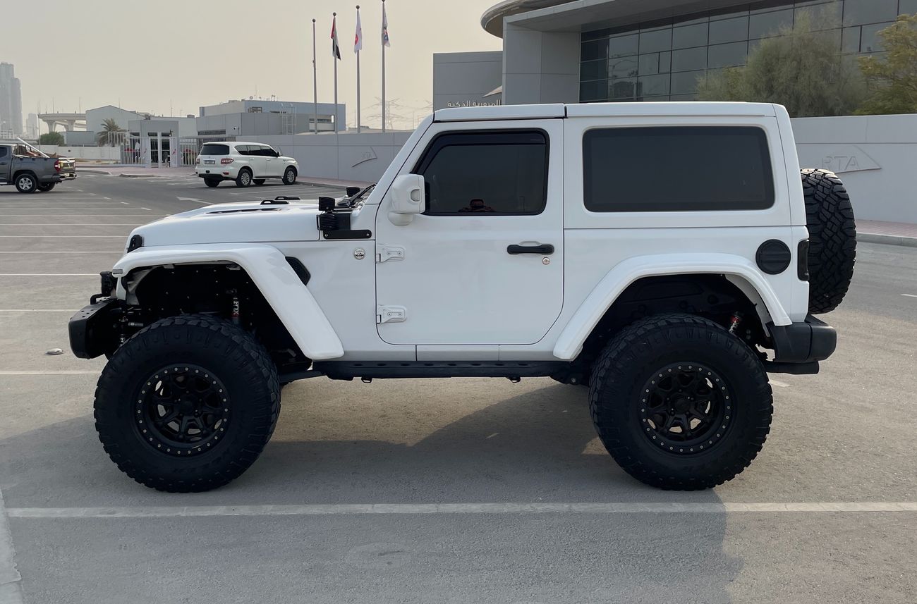 Jeep Wrangler Sahara 3.6L A/T (4 Seater)
