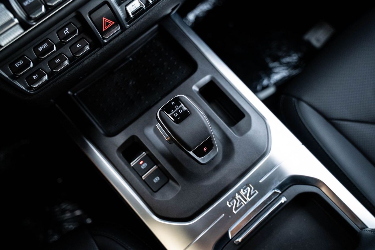 باو 212 T01 Navigator Chinese Specs 2.0L Turbo 4 Cylinders 2026 Brand New