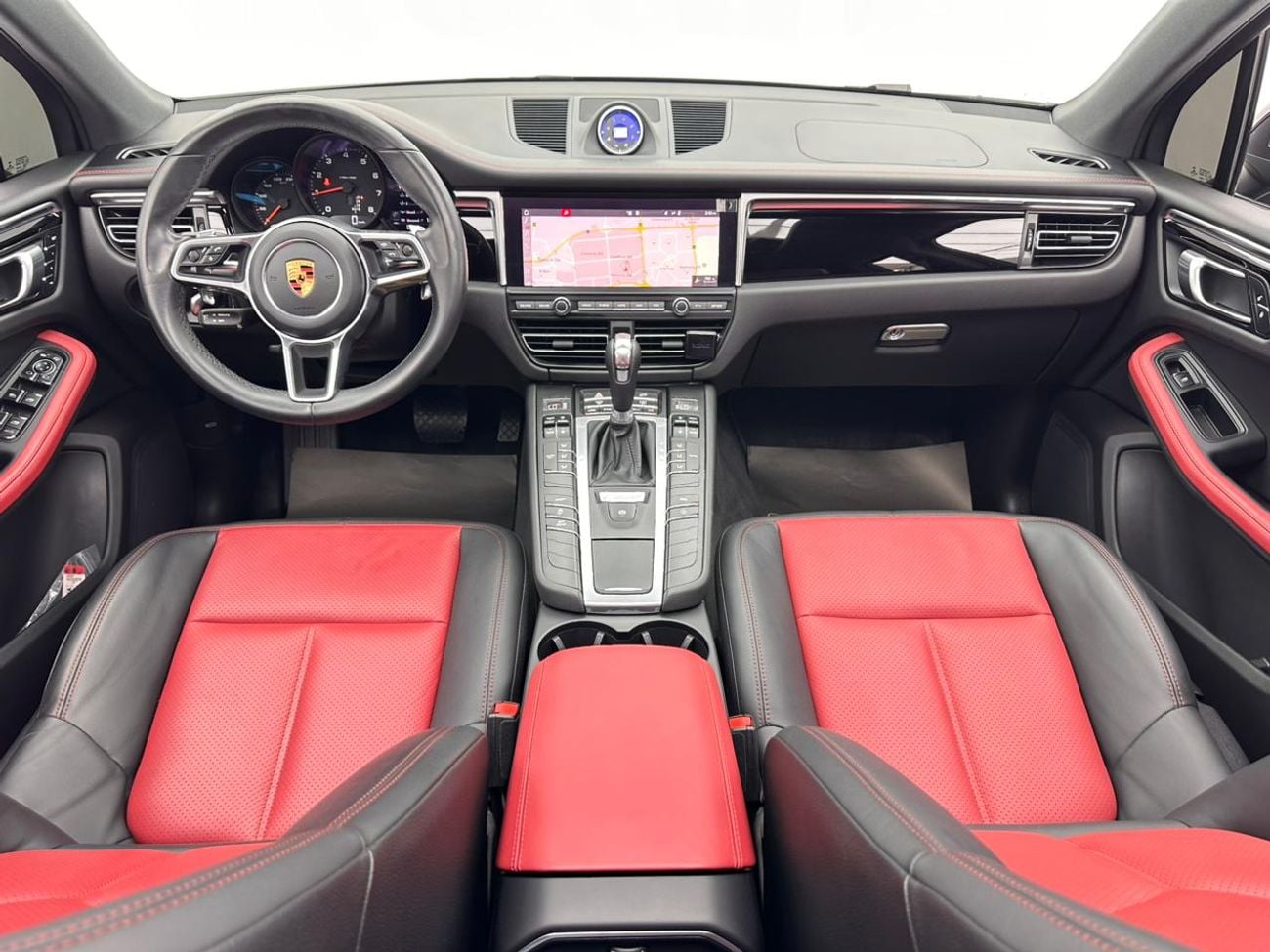 Porsche Macan 2019 Porsche Macan, 1 Year Warranty Unlimited Km, Porsche Full Service History, GCC