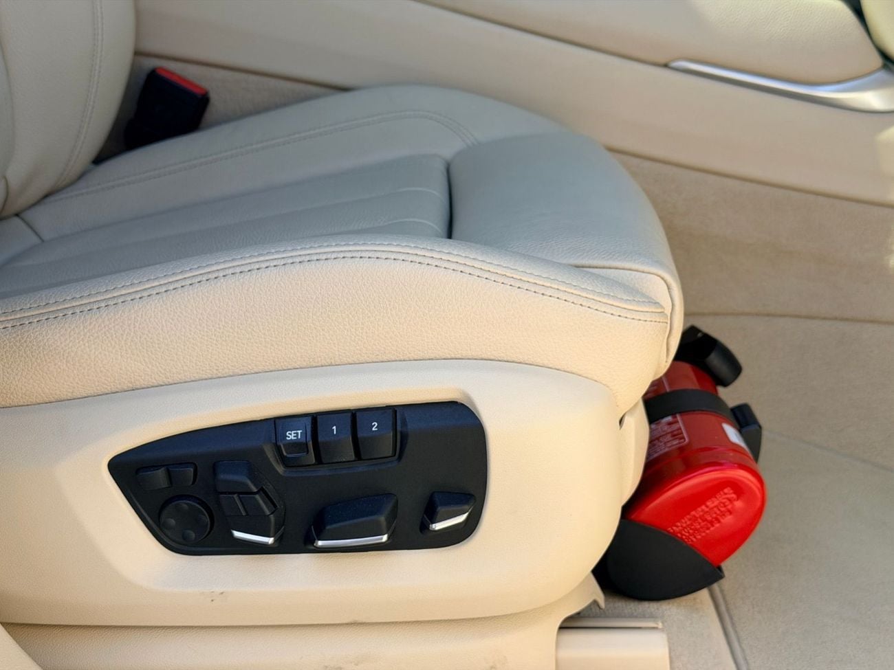 بي أم دبليو X6 AED 1,880 P.M | 0% DOWN PAYMENT | BMW X6 XDRIVE35I M KIT | AGENCY SERVICE HISTORY | 2019 | GCC SPECS