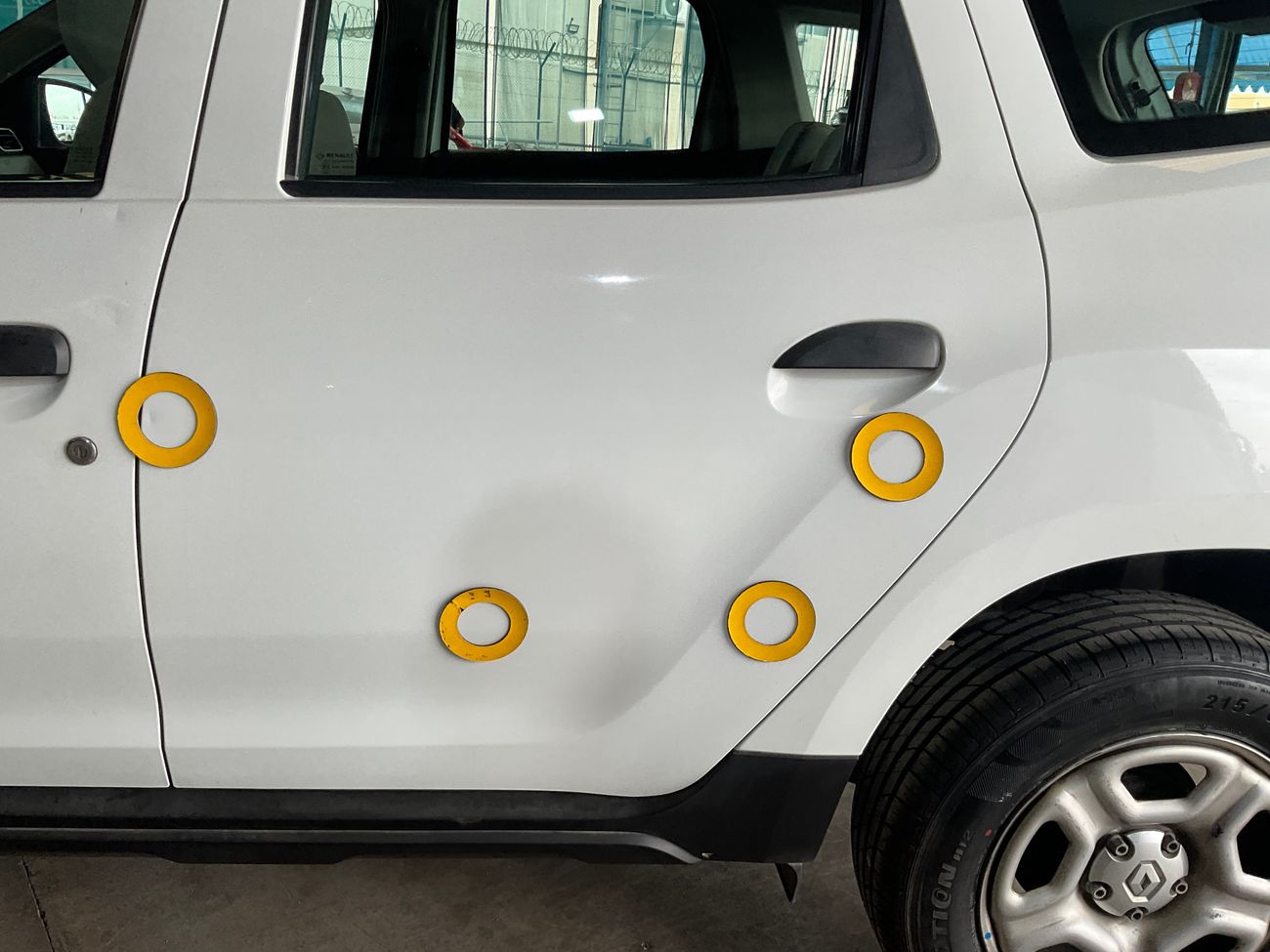 Renault Duster 1.6 L 115 2WD AUTO PE ABS | Guaranteed Warranty | 0 Down Payment