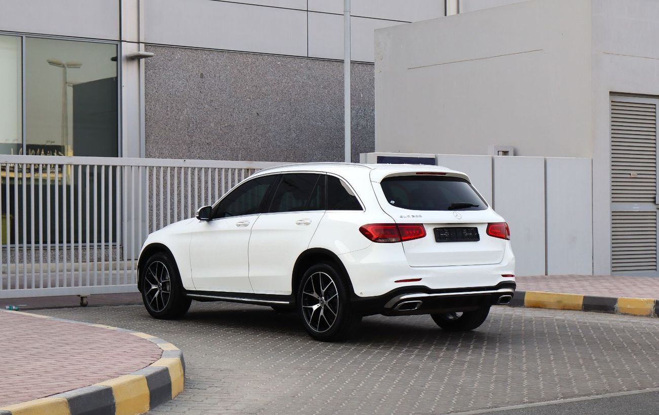 Mercedes-Benz GLC 200 Premium 2.0L AWD