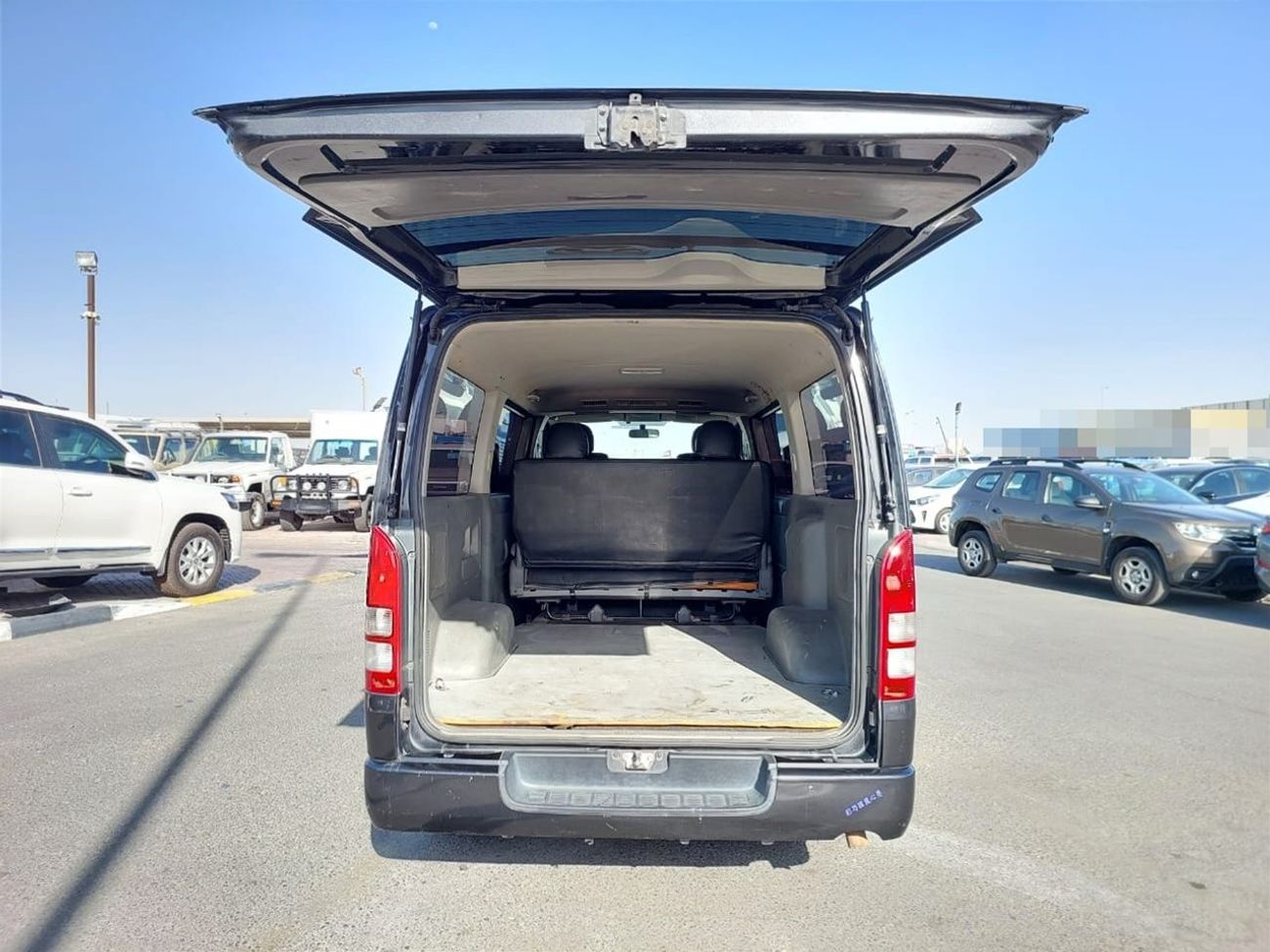 Toyota Hiace TOYOTA HIACE VAN RHD 2007 MODEL 2.0 L PETROL AUTOMATIC(PM55176)