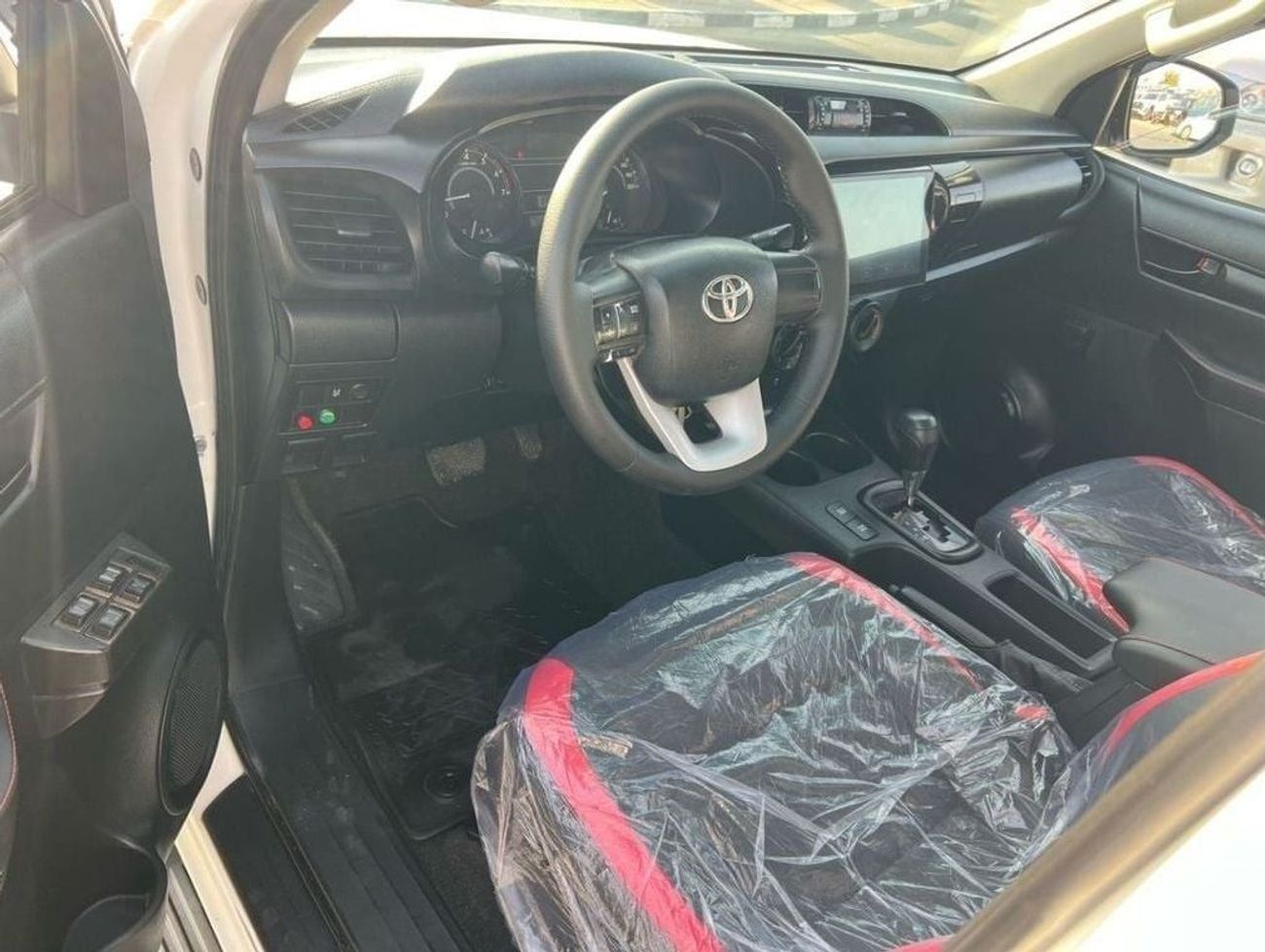 Toyota Hilux 2021 TOYOTA HILUX Adventure Option 2.7L  -  V4 - 4 Wheel Drive - LEATHER SEATS - AUTOMATIC TRANSMISS