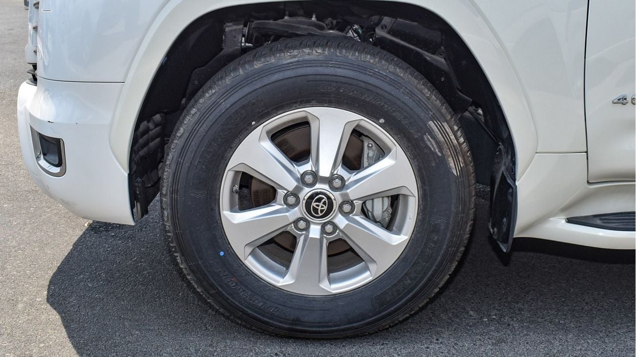 تويوتا لاند كروزر GXR 3.5 TWIN TURBO