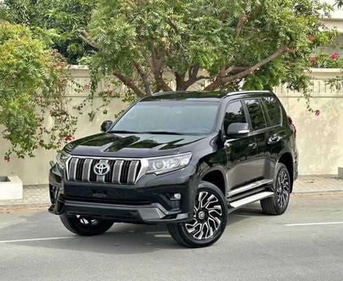 تويوتا برادو 2023 Model VXR V4 2.7L Engine Full Option Very Clean And Perfect Condition