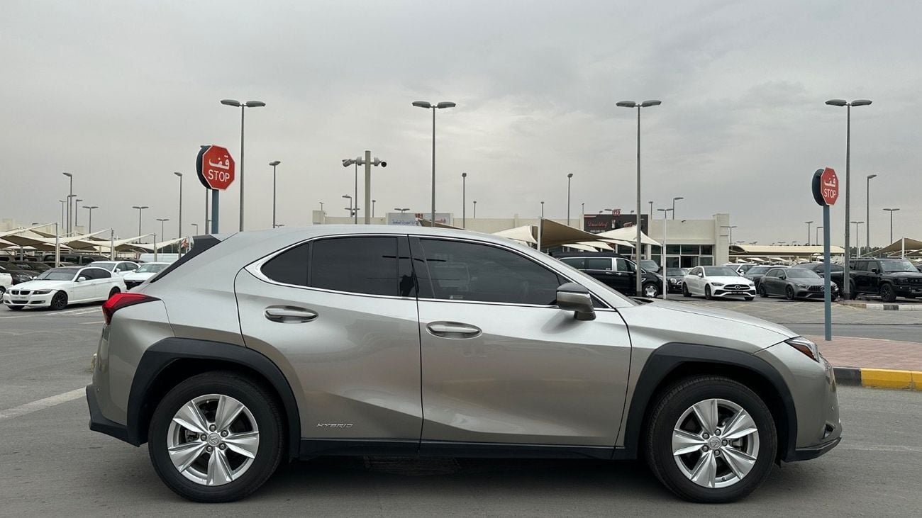 Lexus UX250h Hybrid