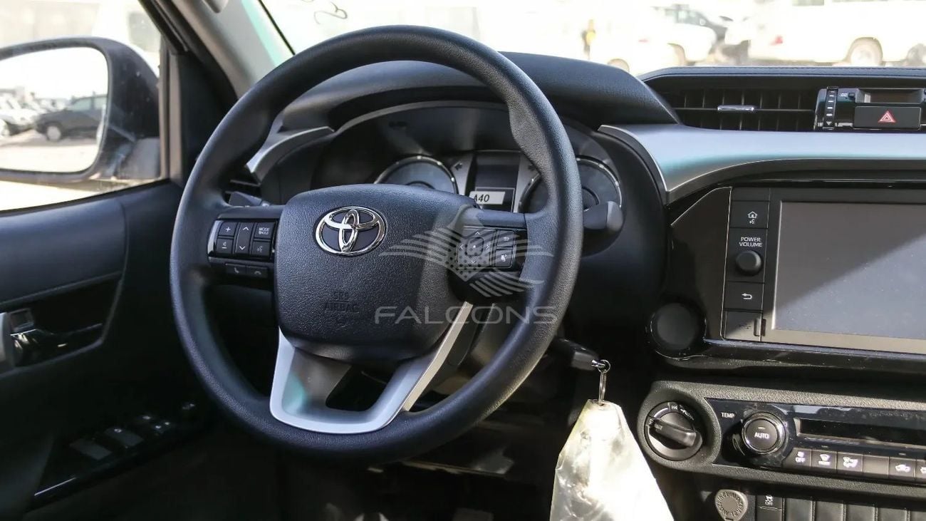 Toyota Hilux SGLX Toyota/HILUX D DC 4WD/ 2.4L HIGH SPECS TURBO LV6 M T