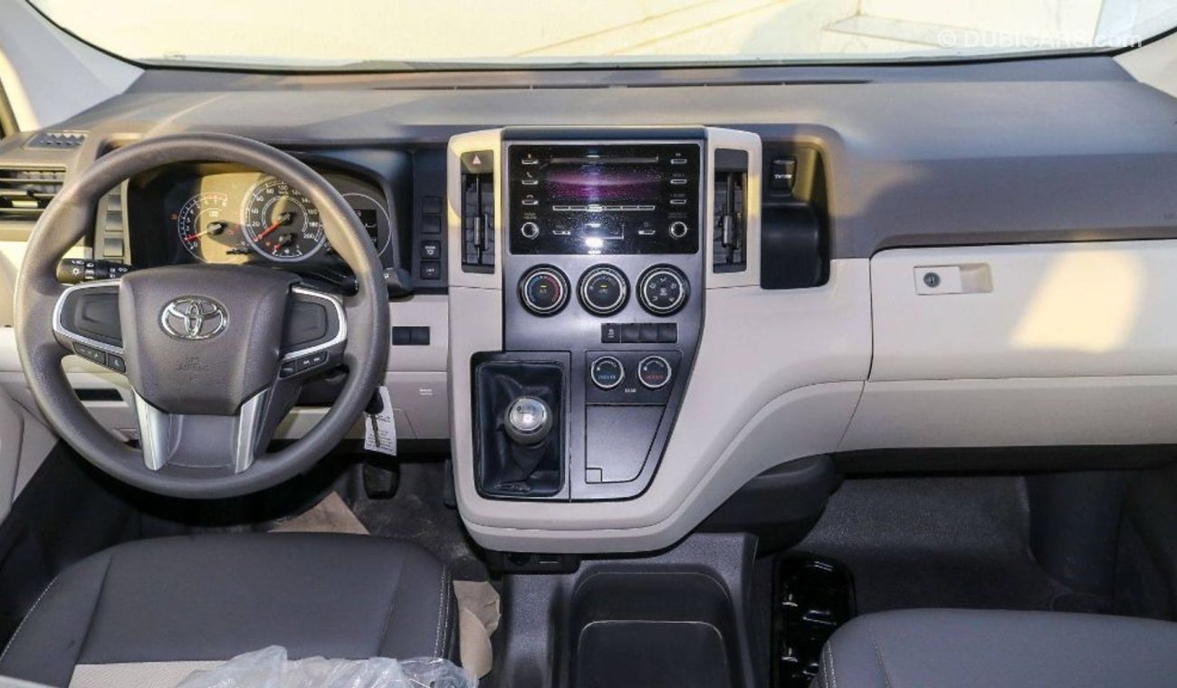 تويوتا هاياس TOYOTA HIACE 2.8L 14 SEAT FYLL OPTION