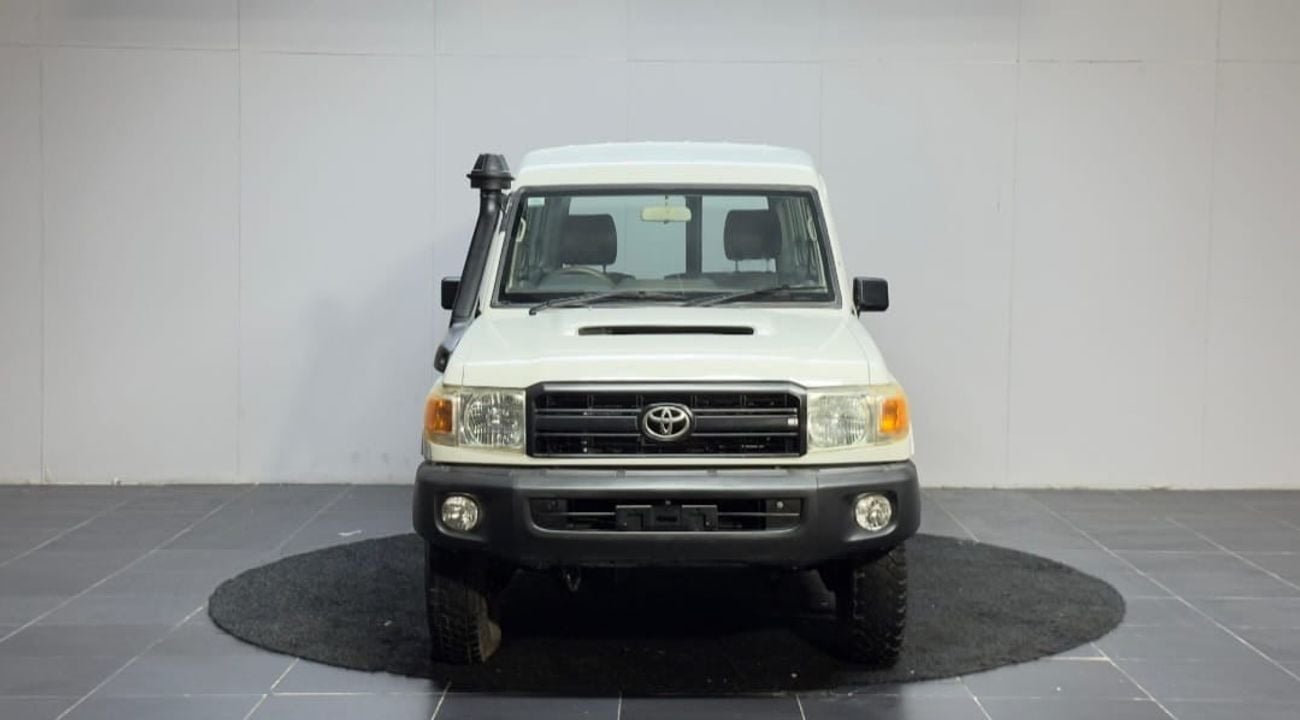 Toyota Land Cruiser 70 Hard Top 2011 Model RHD Diesel Engine V8 Turbo 1VD 4.5 litter Clean Title