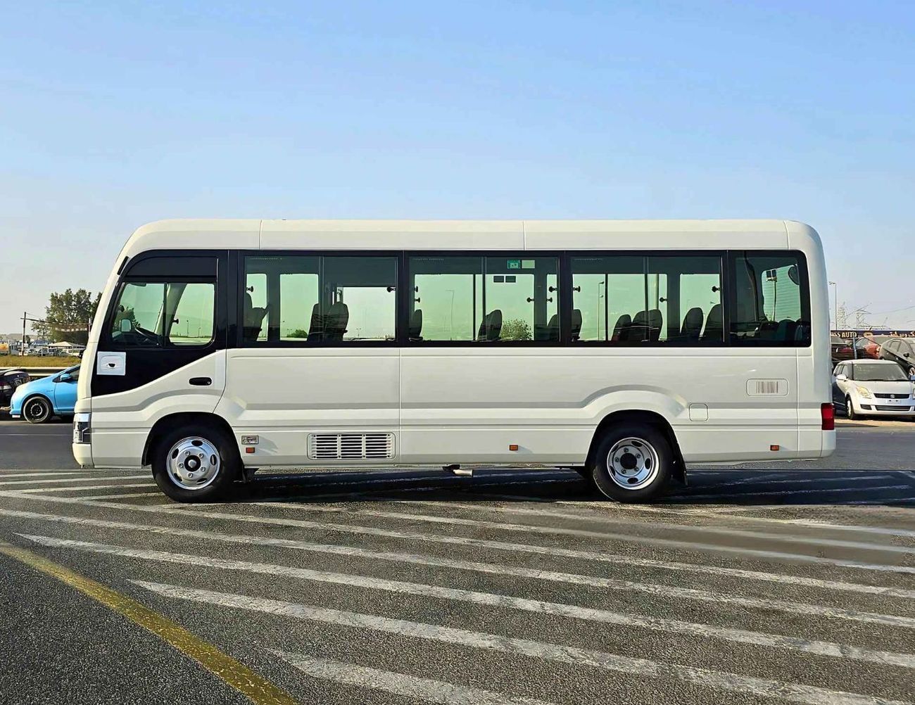 Toyota Coaster 23 SEATER / 2.8L DIESEL A/T / AUTO DOOR/ HLF LUGGAGE RACK / PWR WINDOWS (CODE#COD28B)